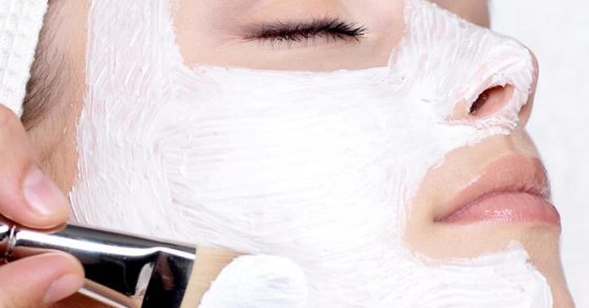 Regeneracja skóry twarzy po sezonie letnim, nawilżanie i ujędrnianie