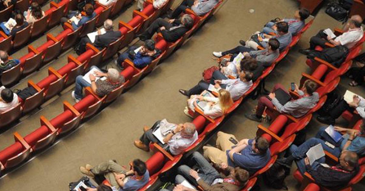 Organizacja dużych konferencji, o czym należy pamiętać