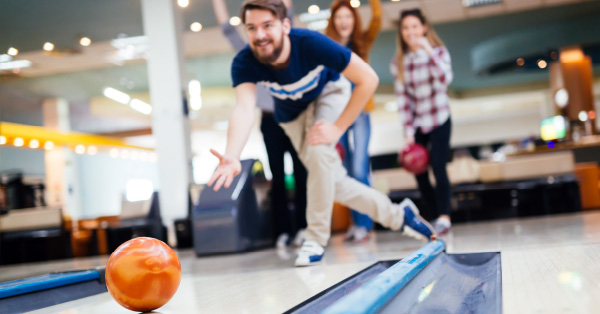Bowling – gra, która cieszy i łączy